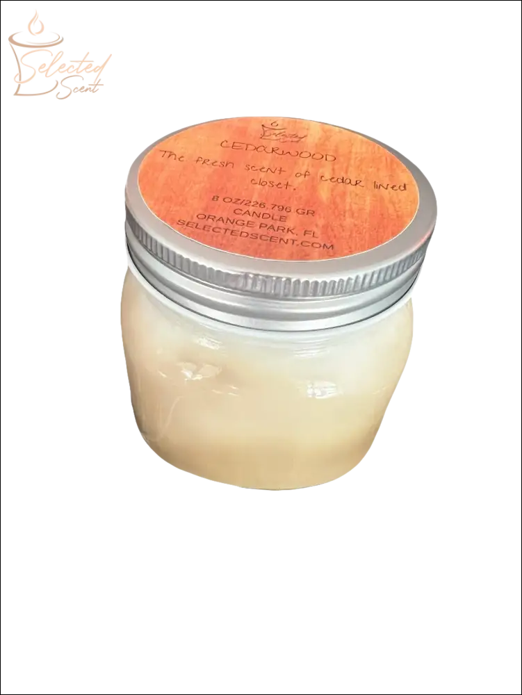 Cedarwood 8 Oz Candle Freshly Made Closet Scent