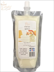 Selected Scent clean laundry scent wax melts in a squeezable pouch with fresh linen fragrance