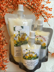 Honeysuckle squeezable wax melt