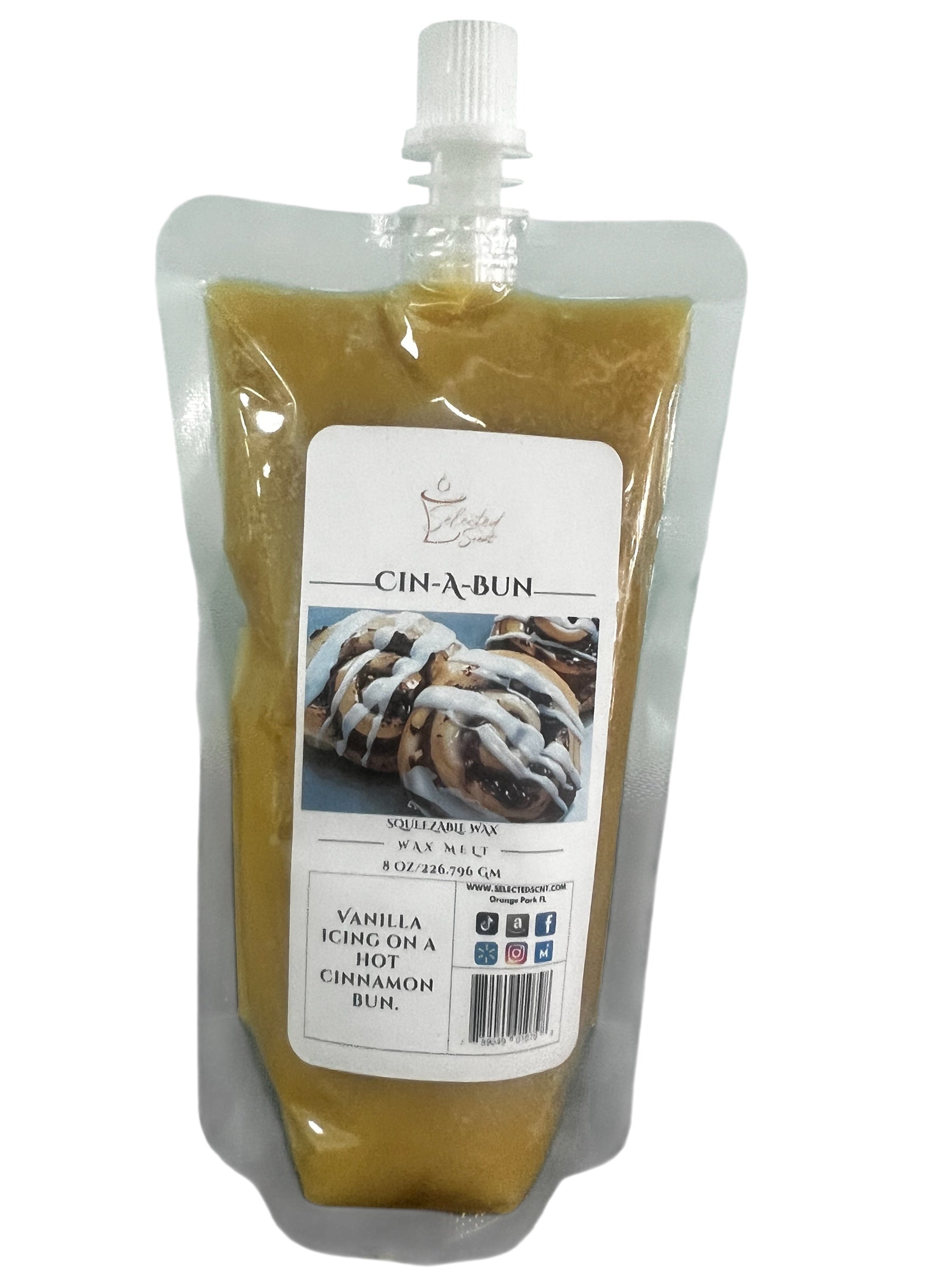 Selected Scent Cin-A-Bun Vanilla Icing Wax Melt for long lasting home fragrance in refill pouch