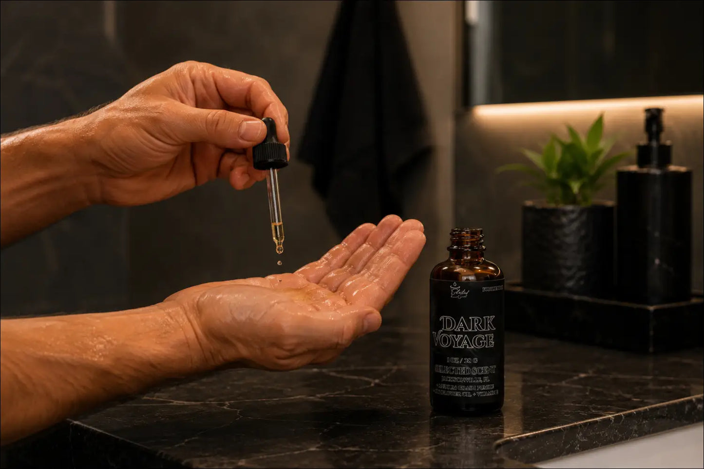Dark voyage body oil luxurious and hydrating