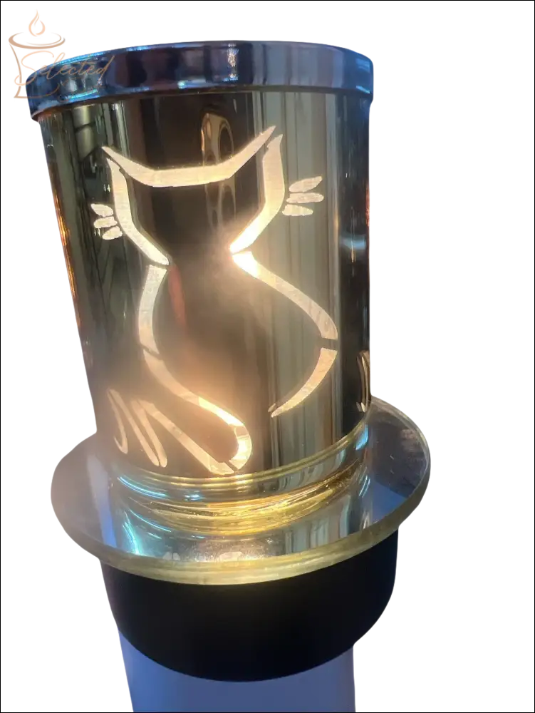 Selected Scent Electric For Wax Melts And Oils warmer with cat design and reflective metallic finish