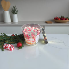 Peppermint eggnog 8 ounce candle