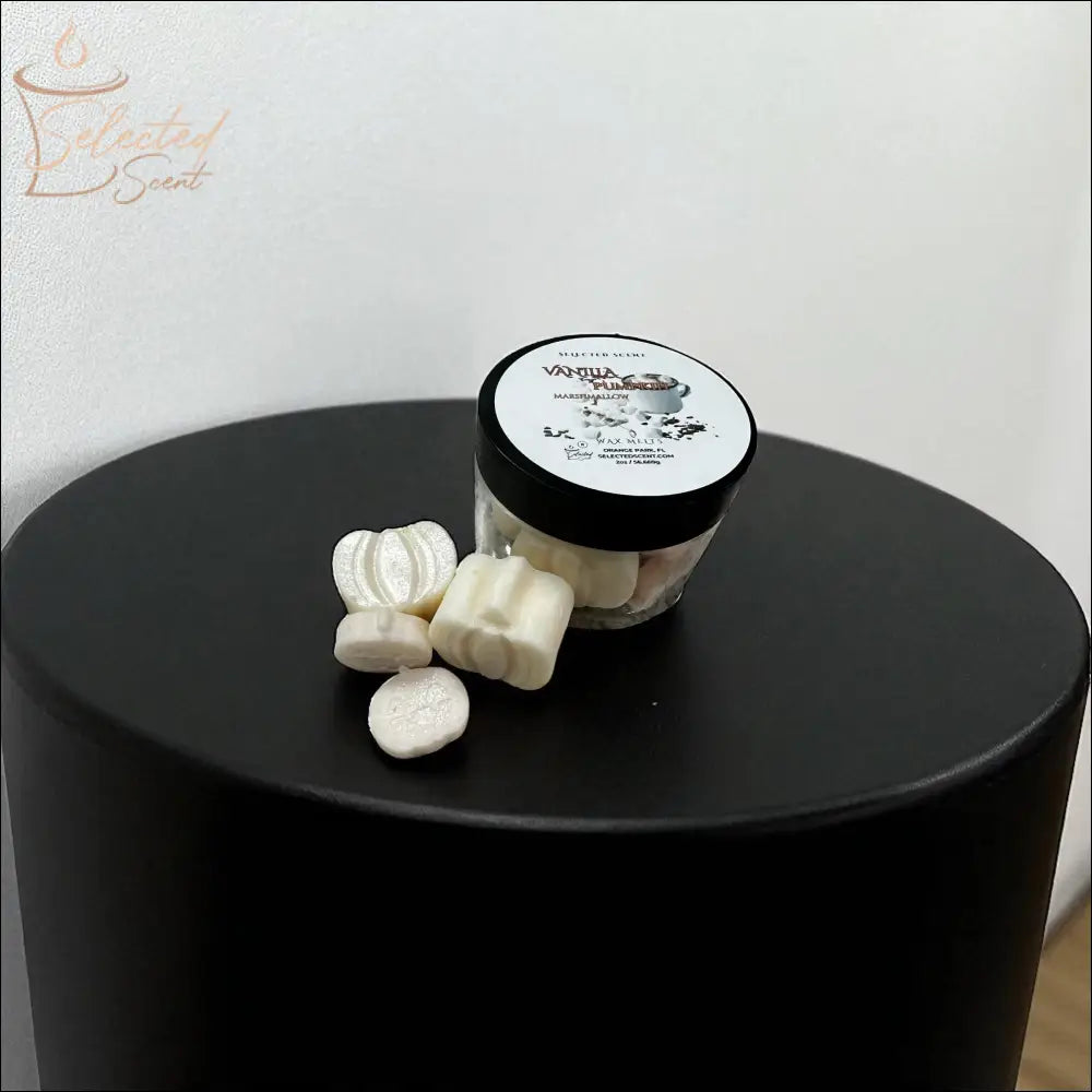 Selected Scent jar of vanilla pumpkin marshmallow wax melts with white pumpkin shaped melts