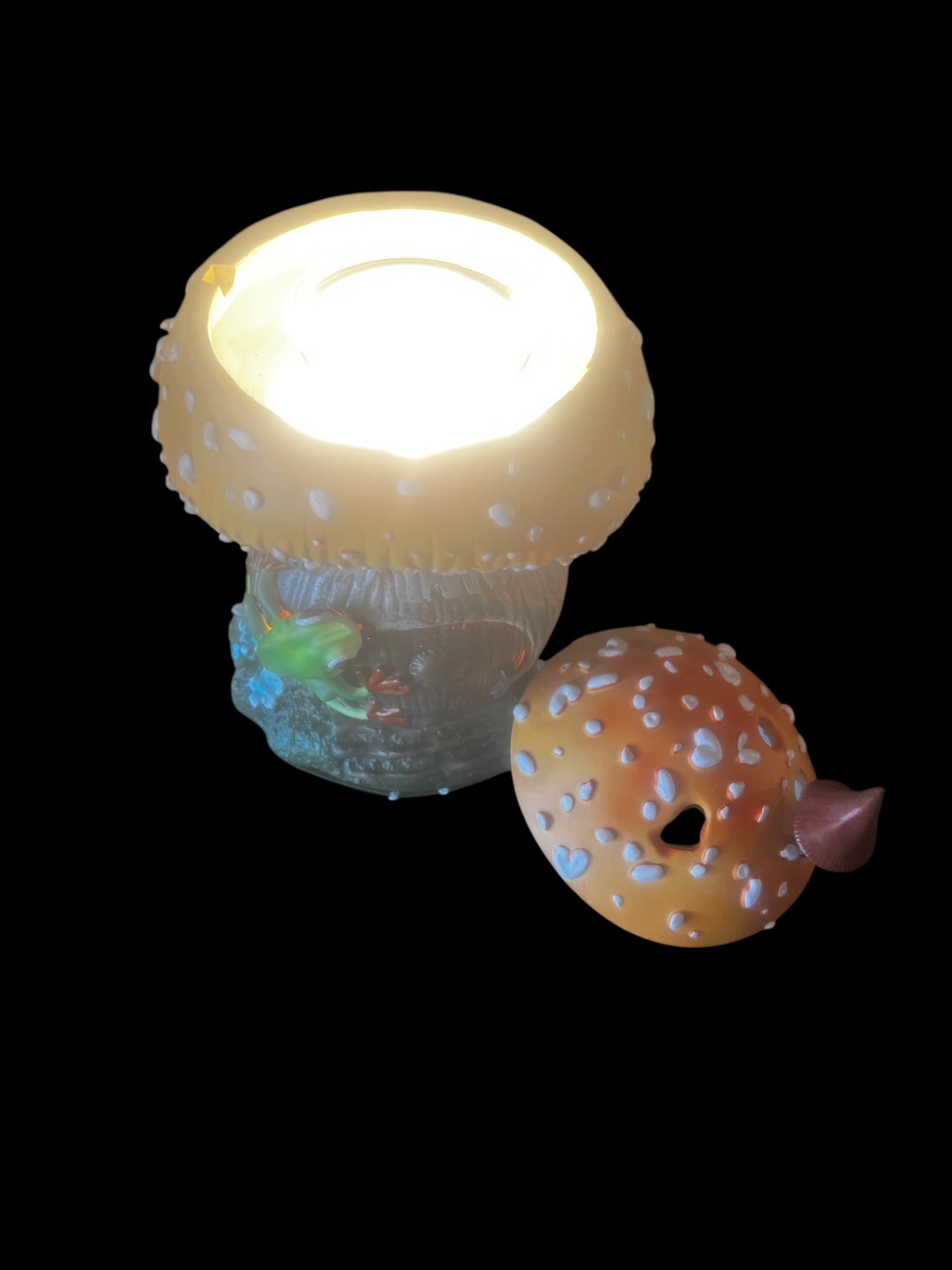 Selected Scent frog and mushroom wax warmer with a lighted top and decorative glass base